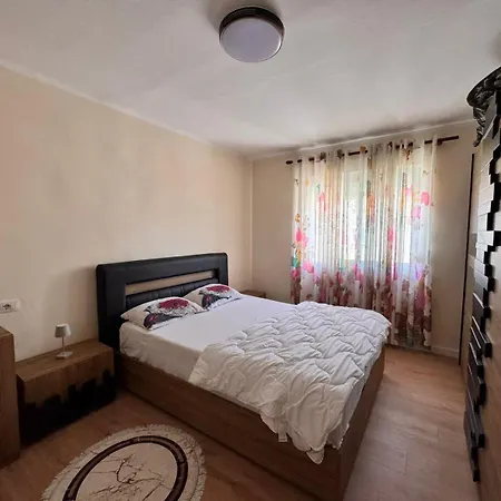 Apartment Pearl Vlore